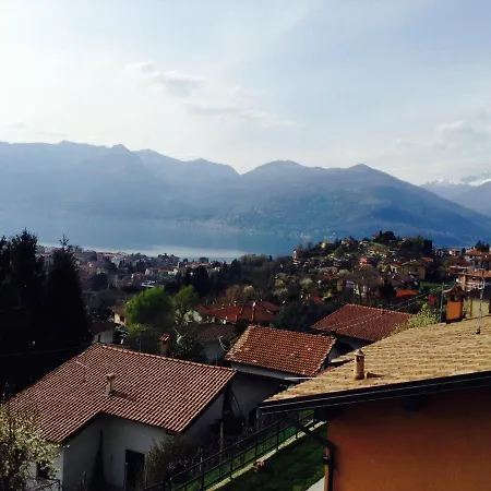 アパート Belvedere - La Casetta Dei Sette Laghi ルイーノ